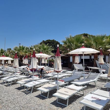 Ferienwohnung Loft Magna Grecia Reggio Calabria Centro Storico A 3 Minuti A Piedi Dal Mare Exterior foto