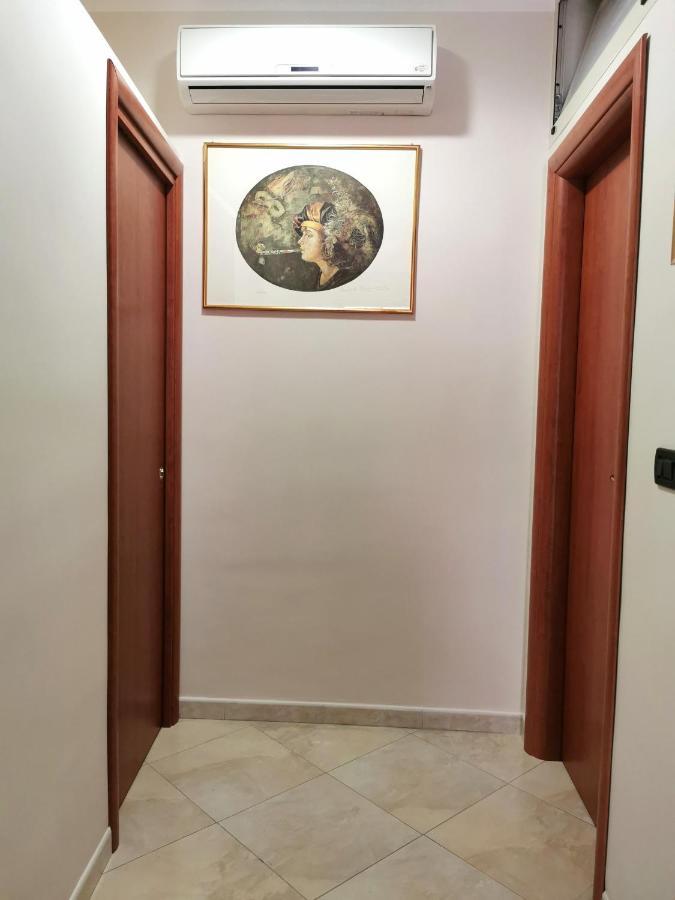 Ferienwohnung Loft Magna Grecia Reggio Calabria Centro Storico A 3 Minuti A Piedi Dal Mare Exterior foto