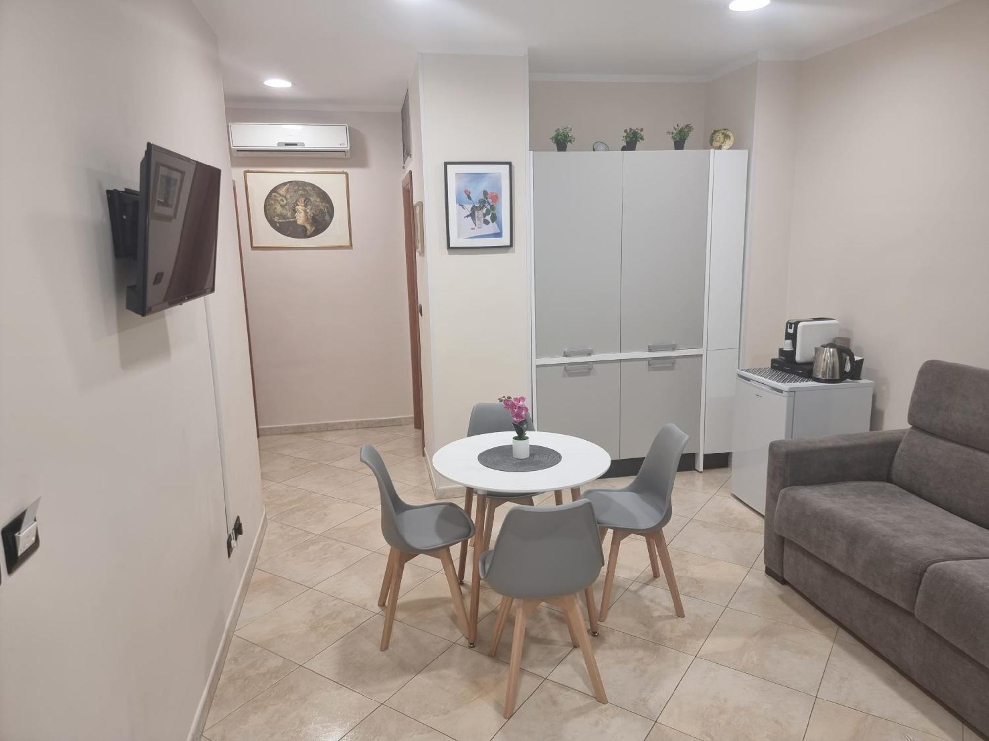 Ferienwohnung Loft Magna Grecia Reggio Calabria Centro Storico A 3 Minuti A Piedi Dal Mare Exterior foto